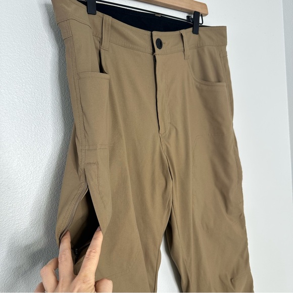 Orvis Fleece Lined Khaki Pants Mens 34 x 29 Outdoor Hiking Winter Softshell Tan - Picture 3 of 13